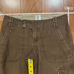 The North Face Brown Roll-Up Pants